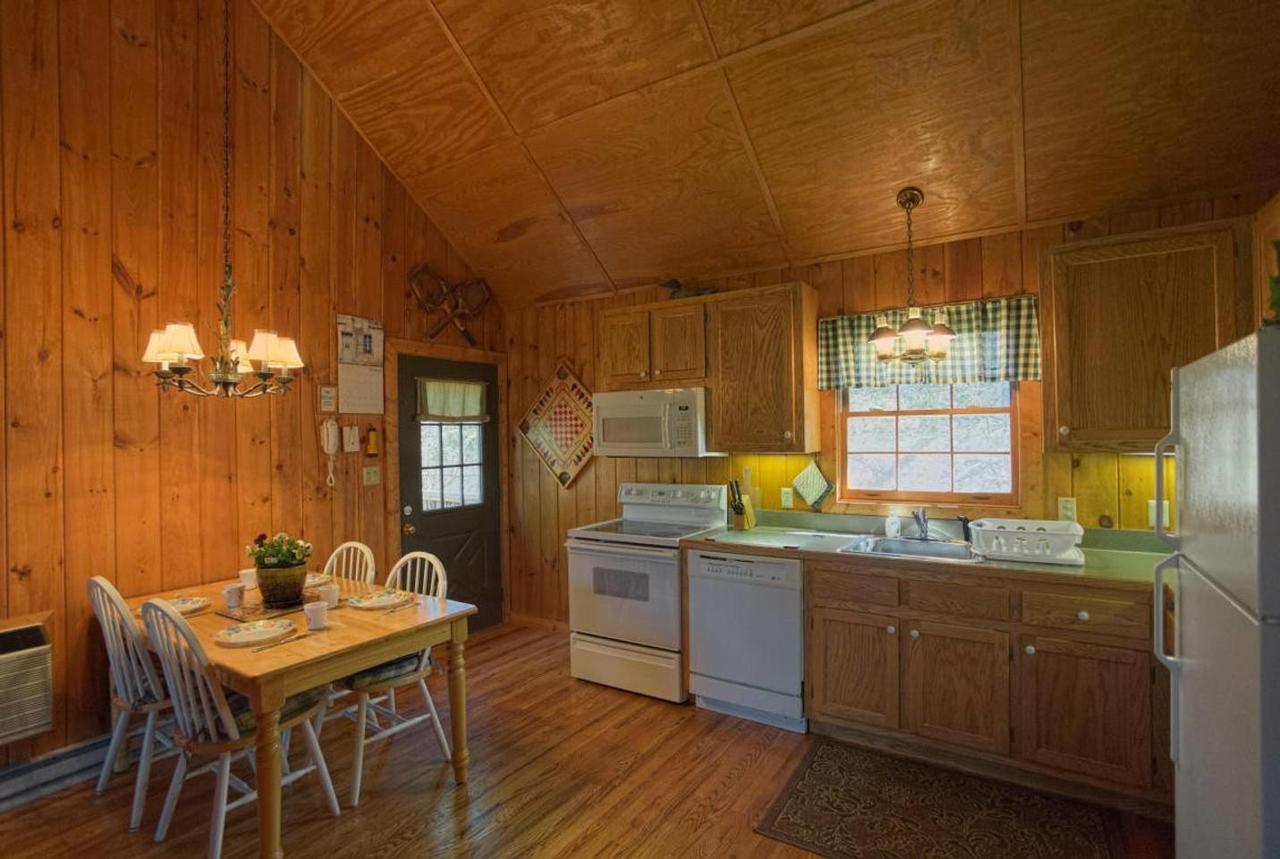 Autumn Ridge Cottages Lexington Exteriör bild